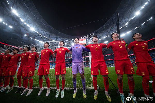 校花开腿让我爽了一夜小说