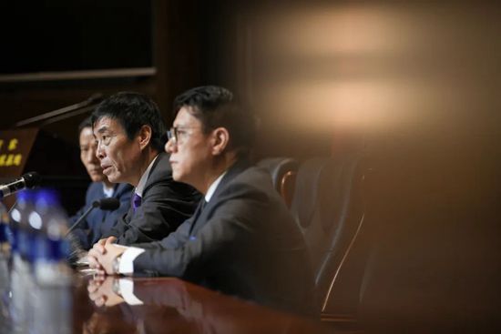 丝袜在线观看